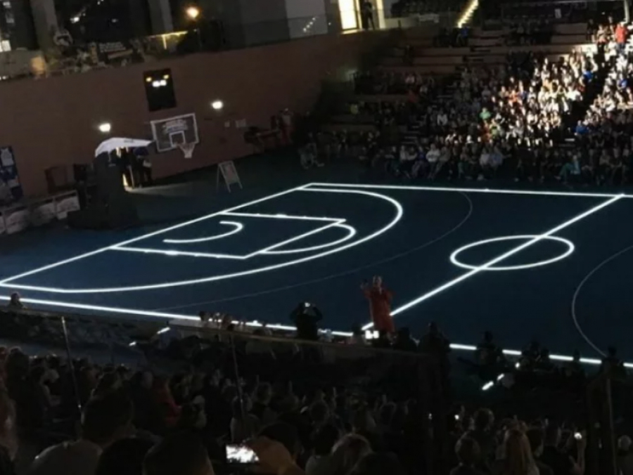 [News Tank Sport]  Fan experience : la FIBA autorise l’introduction des parquets en verre disposant d’un plancher vidéo