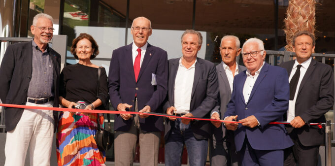 [RCT] AVEC SON CLUB HOUSE FUTURISTE, LE RCT OUVRE SON CAMPUS AU GRAND ...