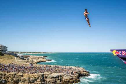 [RED BULL] C'est parti pour la saison 2023 de Red Bull Cliff Diving !
