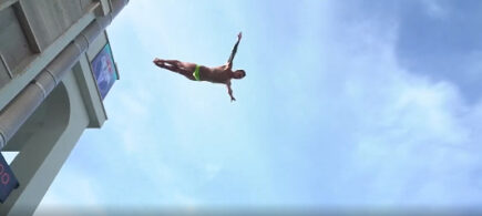 Red Bull Cliff Diving débarque à Paris !