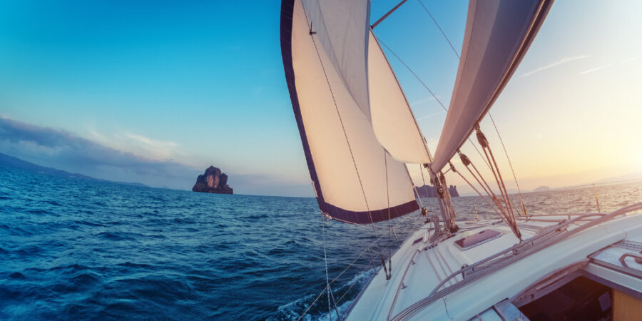 CORUM L’Epargne poursuit son engagement dans la voile jusqu’au Vendée Globe 2024