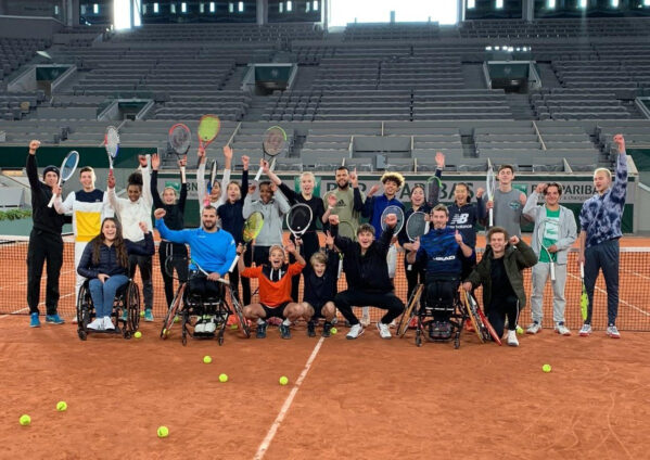 La Team BNP PARIBAS Jeunes Talents accueil ses nouveaux membres à Roland-Garros avec Jo-Wilfried Tsonga