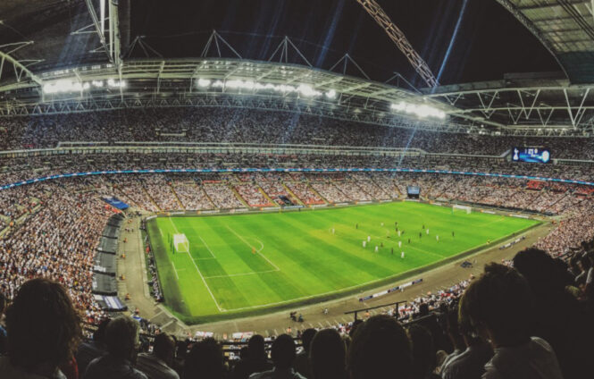 Retour du public dans les enceintes sportives : clarté et visibilité, conditions indispensables pour la rentrée