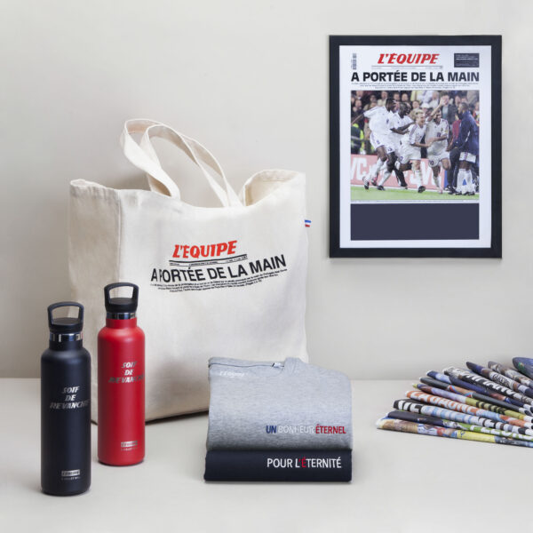 L’AGENCE WEEMATCH ACCOMPAGNE L’ÉQUIPE POUR LE LANCEMENT DE SA COLLECTION DE PRODUITS MERCHANDISING