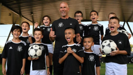 Zinédine Zidane, Le FIVE et Foot Lab s’allient pour lancer un concept inédit d’école de foot