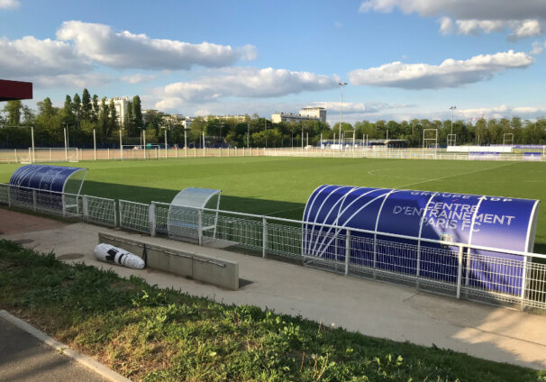 [Guide des Agences et des Prestataires] BR Events accompagne le Paris FC dans le branding et la signalétique de son stade et centre d'entrainement
