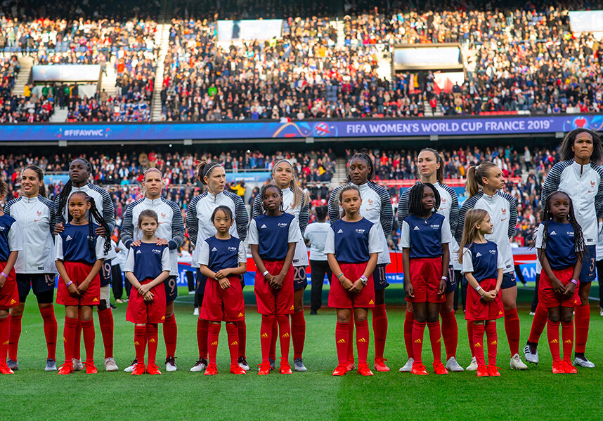 [Guide des Agences et des Prestataires] L'Uzyne met en lumière l'EDF lors de la Coupe du monde féminine de la FIFA