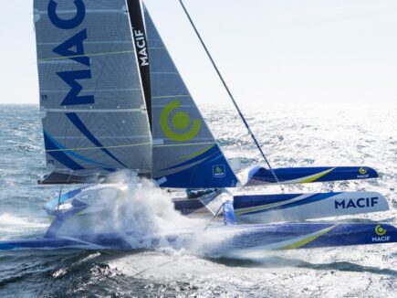 Objectif Monde pour le trimaran MACIF