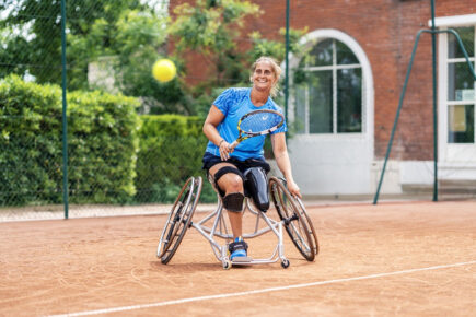 [Asics] PAULINE DÉROULÈDE NOUVELLE AMBASSADRICE ASICS TENNIS