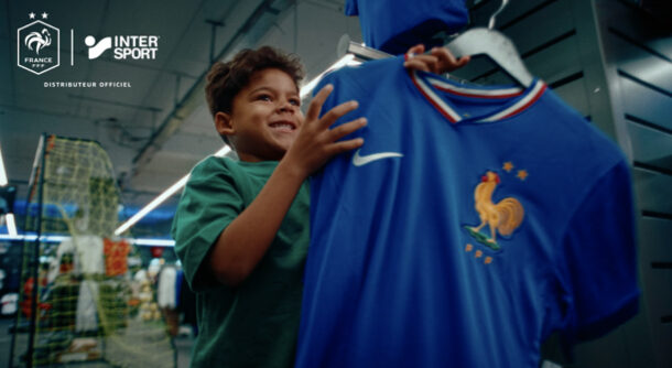 [INTERSPORT x LAFOURMI] INTERSPORT CHOISIT LAFOURMI POUR LA SORTIE DU NOUVEAU MAILLOT DE L’ÉQUIPE DE FRANCE DANS SES MAGASINS