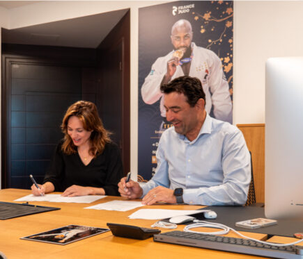 13e0bb53591595edf0c2569d715f1754_XL